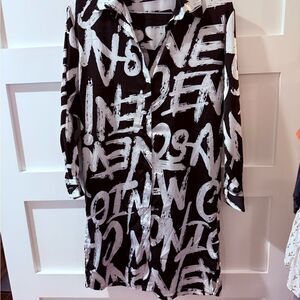 Black and White Graphic letter button down Shirt Dress size small